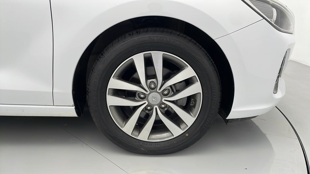 2019 Hyundai i30 Active, Automatic, 53177 km, Right Front Wheel