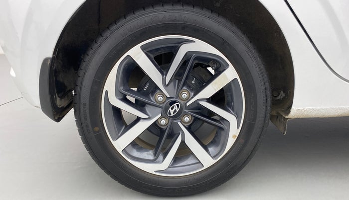 2022 Hyundai GRAND I10 NIOS ASTA AMT 1.2 KAPPA VTVT, Petrol, Automatic, 3,180 km, Right Rear Wheel