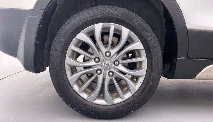 2017 Maruti S Cross ZETA 1.3, Diesel, Manual, 59,548 km, Right Rear Wheel