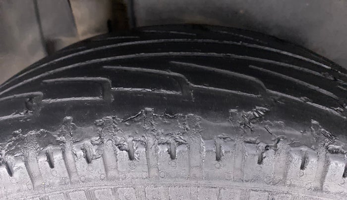 2017 Maruti S Cross ZETA 1.3, Diesel, Manual, 59,548 km, Right Rear Tyre Tread
