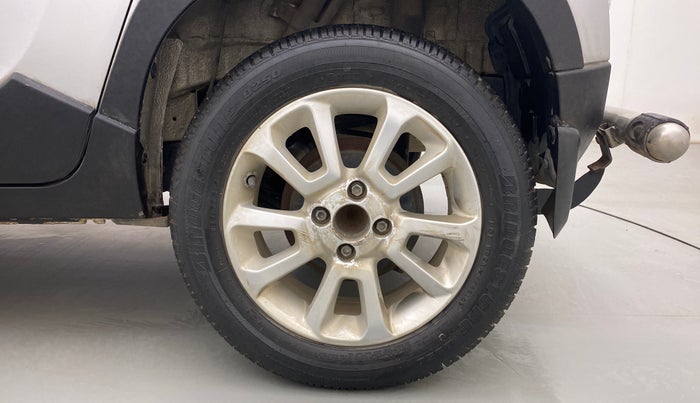2017 Mahindra Kuv100 K8 D 6 STR, Diesel, Manual, 41,642 km, Left Rear Wheel