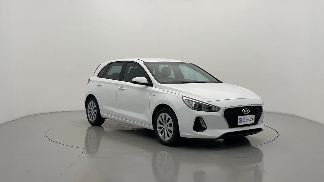 Right Front Diagonal (45- Degree) View