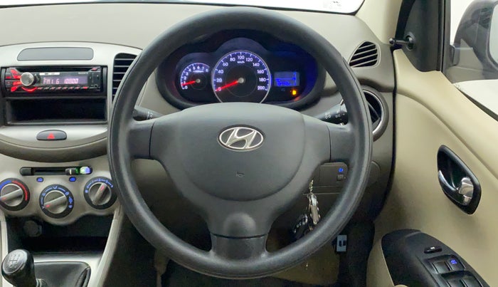 2013 Hyundai i10 MAGNA 1.1, Petrol, Manual, 80,781 km, Steering Wheel Close Up
