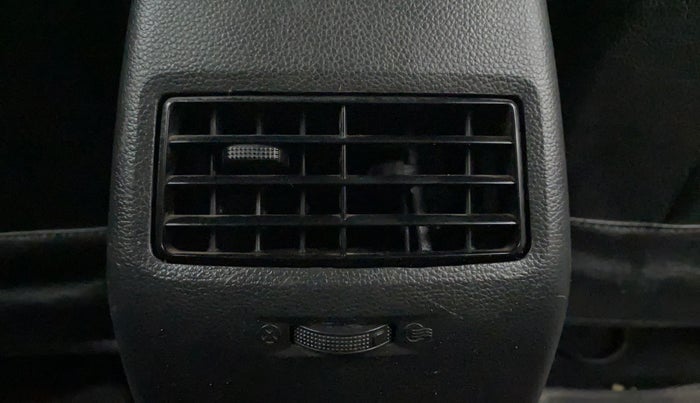 2016 Hyundai Elite i20 MAGNA 1.2, Petrol, Manual, 33,752 km, Rear AC Vents