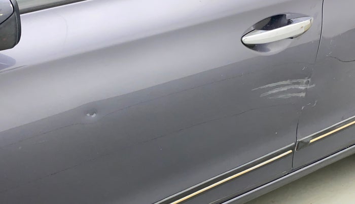 2016 Hyundai Elite i20 MAGNA 1.2, Petrol, Manual, 33,752 km, Front passenger door - Slightly dented
