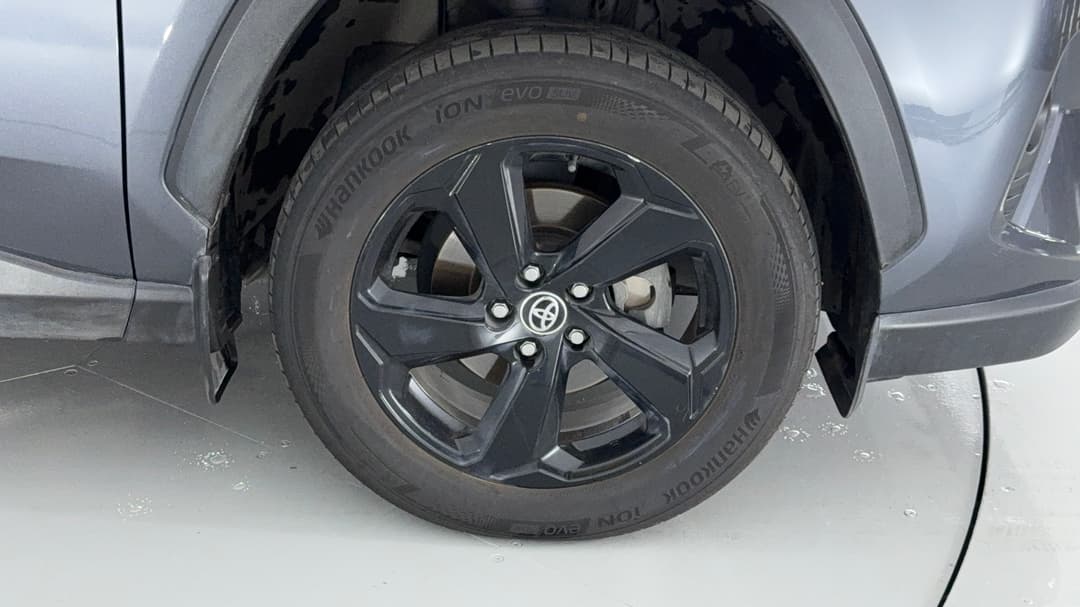2021 Toyota RAV4 Cruiser (AWD) Hybrid, Automatic, 108360 km, Right Front Wheel