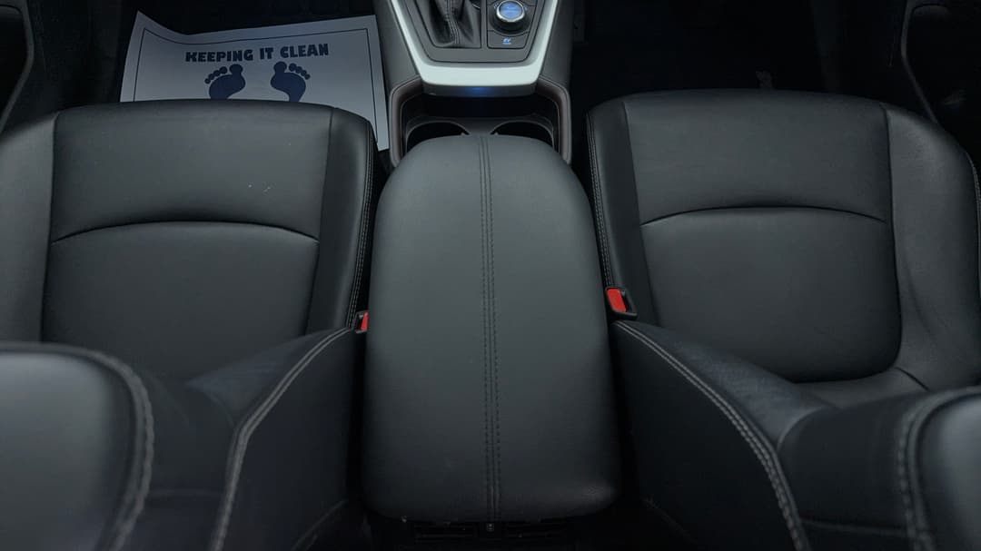 2021 Toyota RAV4 Cruiser (AWD) Hybrid, Automatic, 108360 km, Center Console