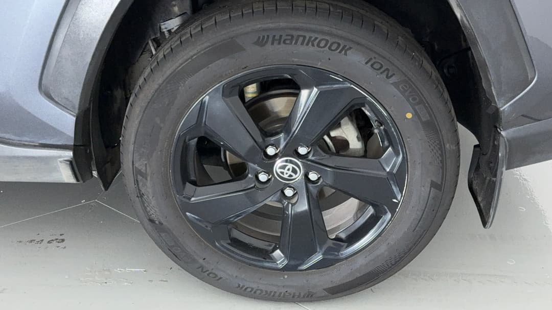 2021 Toyota RAV4 Cruiser (AWD) Hybrid, Automatic, 108360 km, Left Rear Wheel