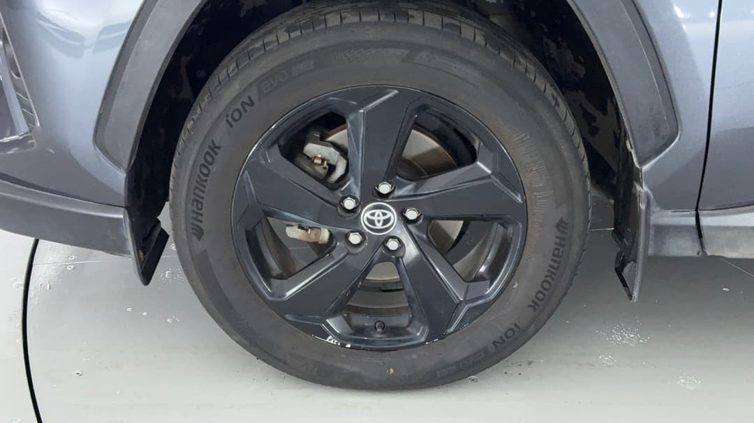 2021 Toyota RAV4 Cruiser (AWD) Hybrid, Automatic, 108360 km, Left Front Wheel