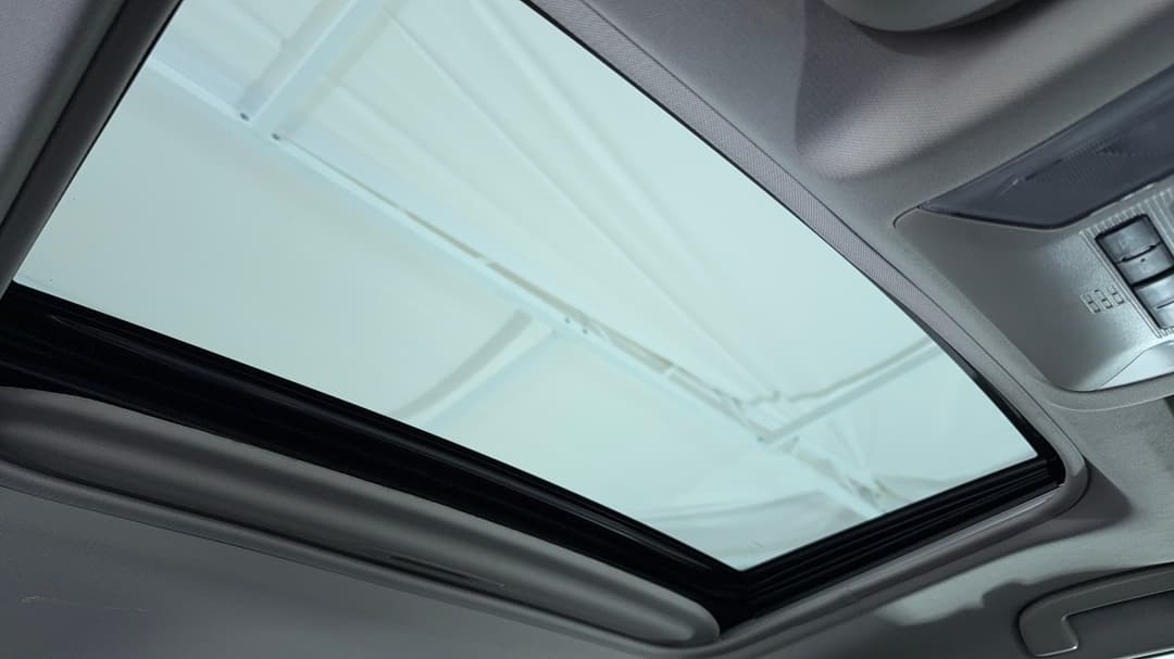 2021 Toyota RAV4 Cruiser (AWD) Hybrid, Automatic, 108360 km, Interior Sunroof/Moonroof