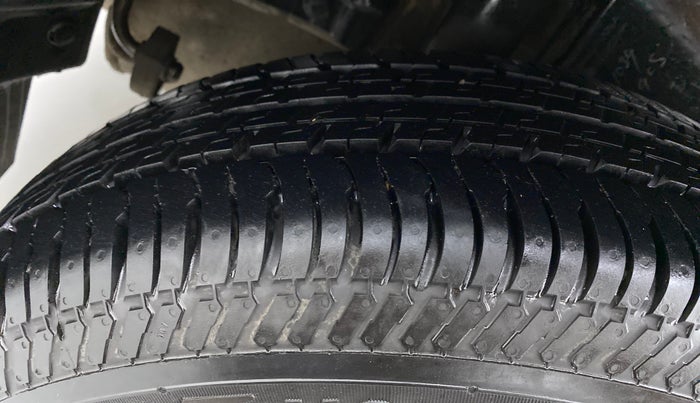 2015 Maruti Swift Dzire VDI ABS, Diesel, Manual, 85,949 km, Right Rear Tyre Tread