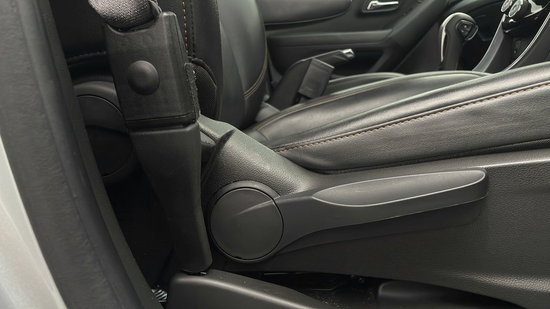 2017 Holden Trax Ltz, Automatic, 101440 km, Drivers Side Adjustment Panel