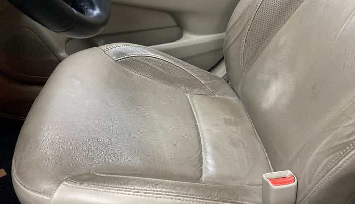2018 Maruti Ciaz ALPHA 1.4 PETROL, Petrol, Manual, 51,360 km, Driver seat - Cover slightly stained