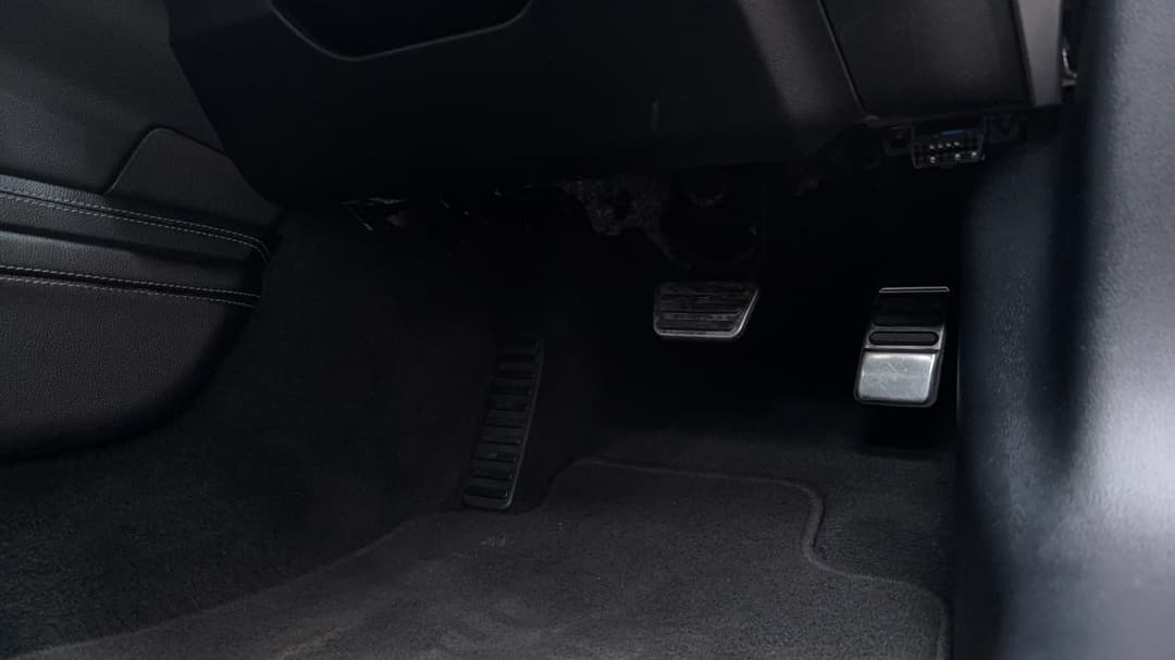 2022 Ford Mustang Gt 5.0 V8, Automatic, 27304 km, Pedals and Footmat