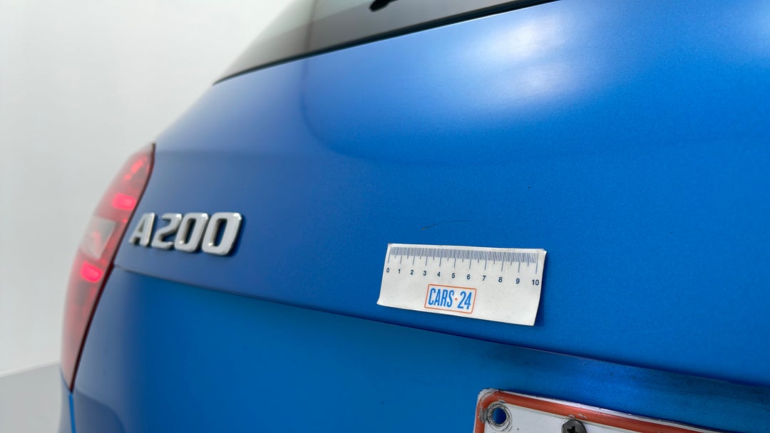 Boot / Tailgate Tailgate Scratch