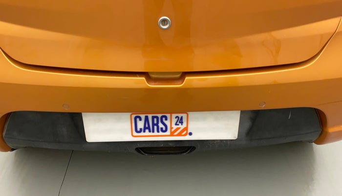 2018 Tata Tiago XT DIESEL, Diesel, Manual, 31,216 km, Infotainment system - Parking sensor not working