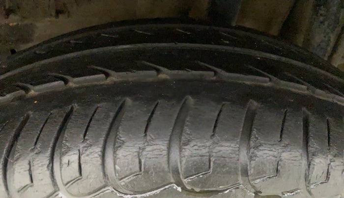 2018 Tata Tiago XT DIESEL, Diesel, Manual, 31,367 km, Left Rear Tyre Tread