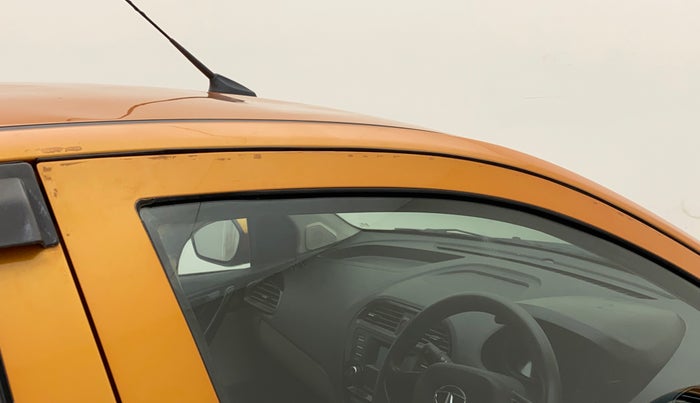 2018 Tata Tiago XT DIESEL, Diesel, Manual, 31,367 km, Driver-side door - Door visor damaged