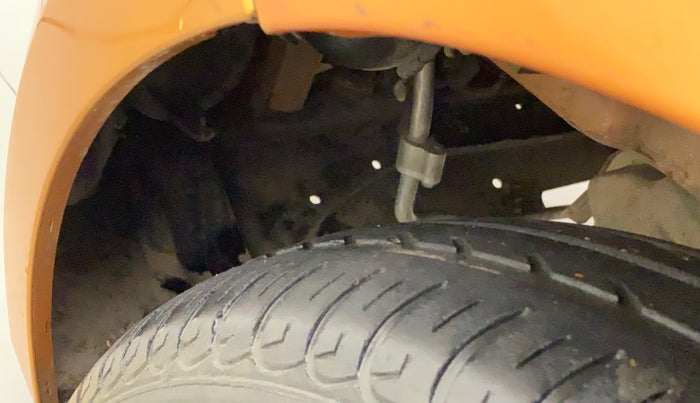 2018 Tata Tiago XT DIESEL, Diesel, Manual, 31,216 km, Left fender - Lining missing