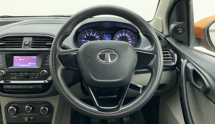 2018 Tata Tiago XT DIESEL, Diesel, Manual, 31,367 km, Steering Wheel Close Up