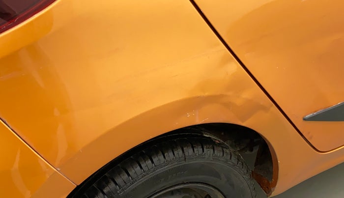 2018 Tata Tiago XT DIESEL, Diesel, Manual, 31,216 km, Right quarter panel - Minor scratches