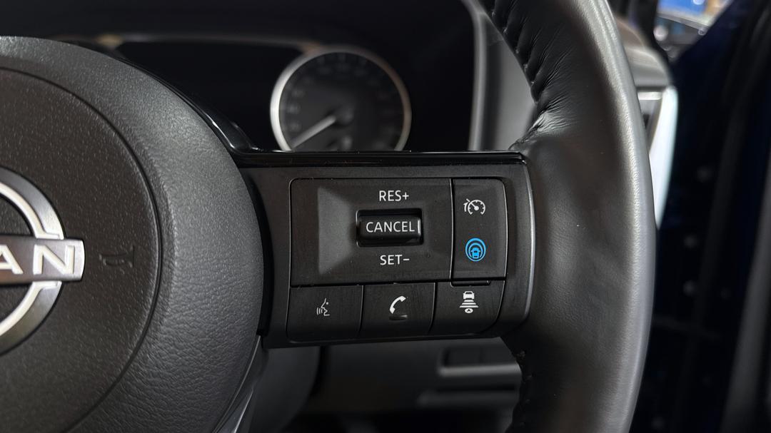 2023 Nissan X-trail St-l (4WD) E-power (hybrid), Automatic, 11977 km, Cruise Control