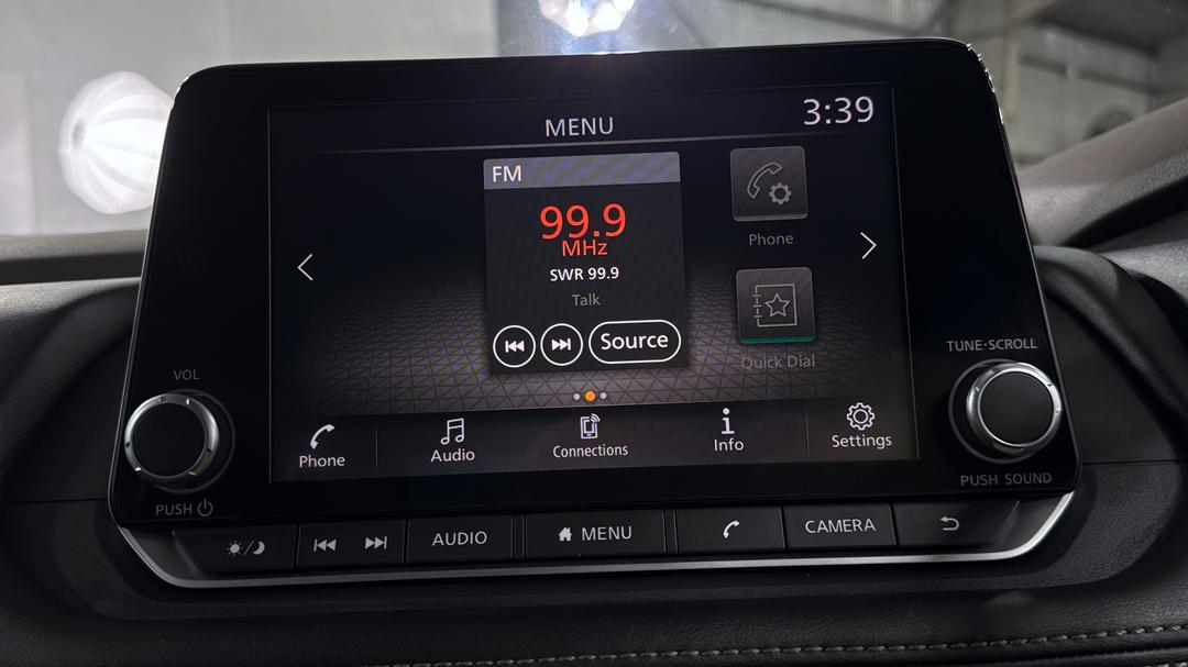 2023 Nissan X-trail St-l (4WD) E-power (hybrid), Automatic, 11977 km, Infotainment System