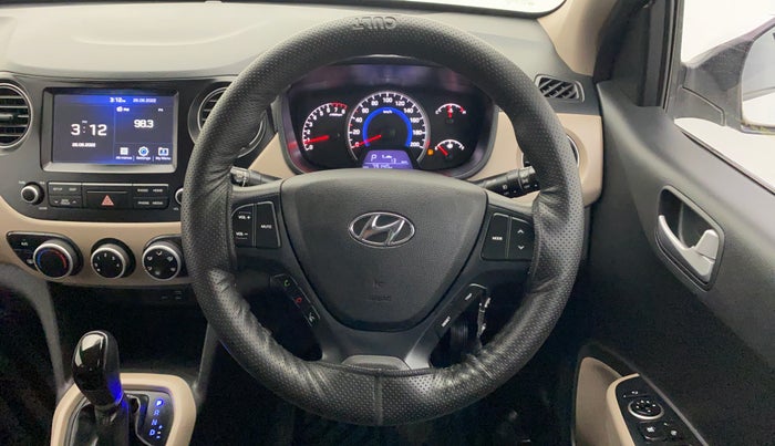 2017 Hyundai Grand i10 SPORTZ (O) 1.2 AT VTVT, Petrol, Automatic, 79,360 km, Steering Wheel Close Up