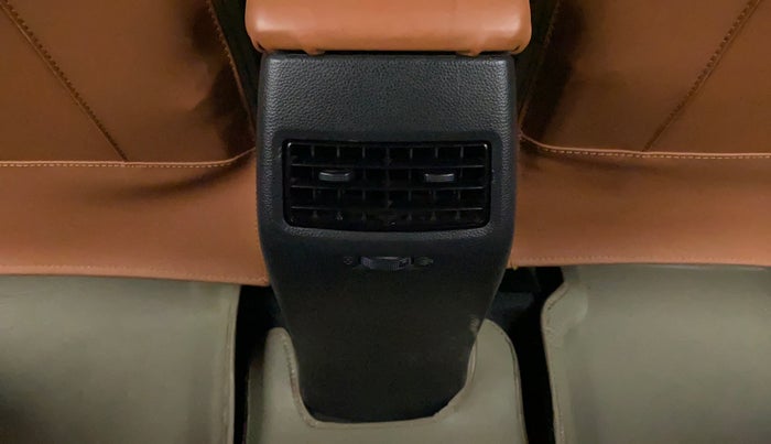 2018 Hyundai Elite i20 SPORTZ 1.2, Petrol, Manual, 21,870 km, Rear AC Vents