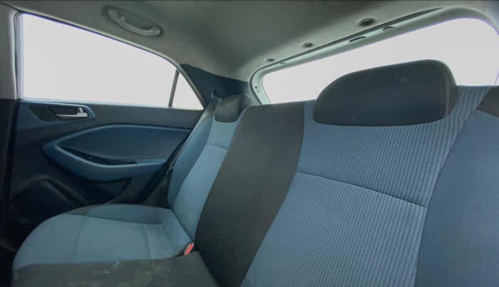 2015 Hyundai i20 Active 1.2 S, Petrol, Manual, 61,161 km, Right Side Door Cabin View