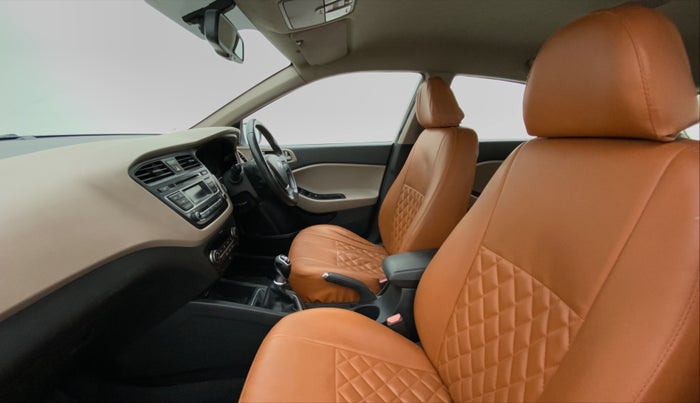 2015 Hyundai Elite i20 ASTA 1.4 CRDI, Diesel, Manual, 68,431 km, Right Side Front Door Cabin