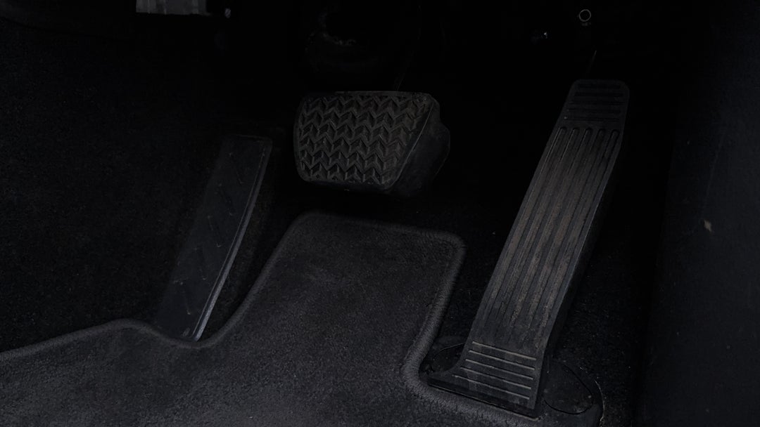 Pedals and Footmat