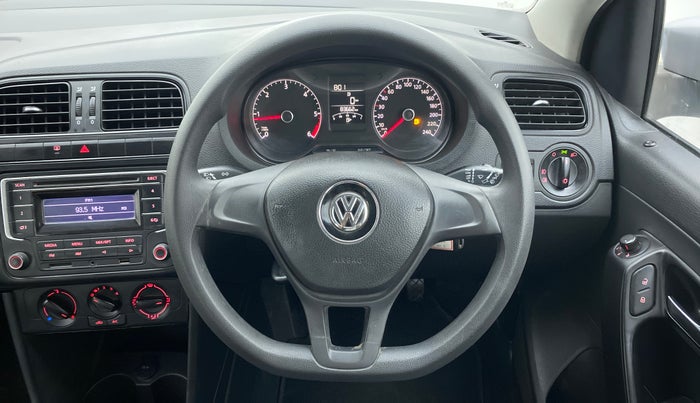2015 Volkswagen Polo COMFORTLINE 1.5L, Diesel, Manual, 83,662 km, Steering Wheel Close Up