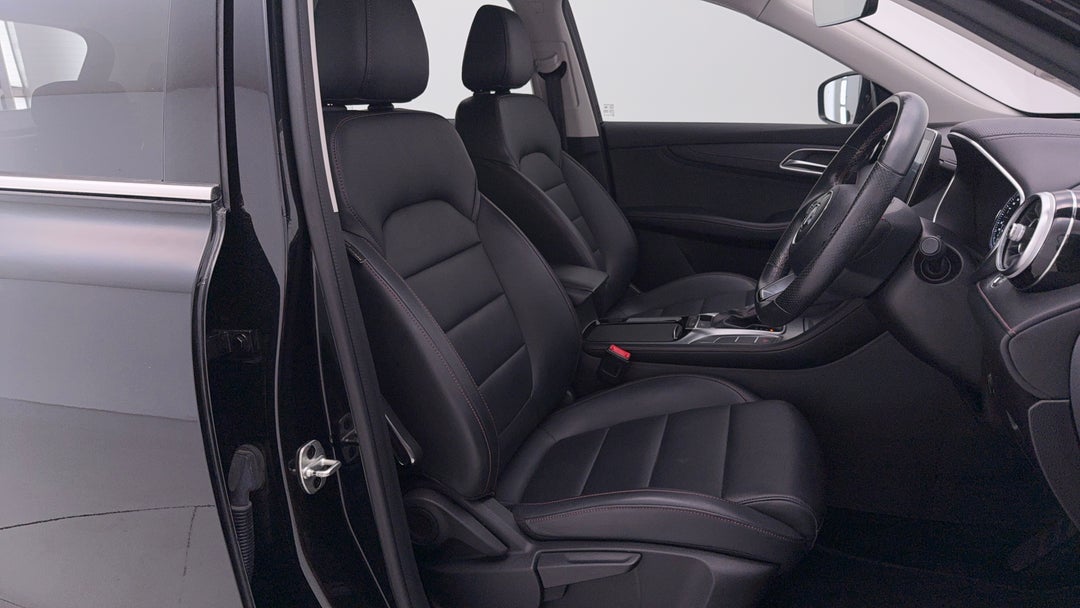 2019 MG HS Vibe, Automatic, 76552 km, Right Side Front Door Cabin View