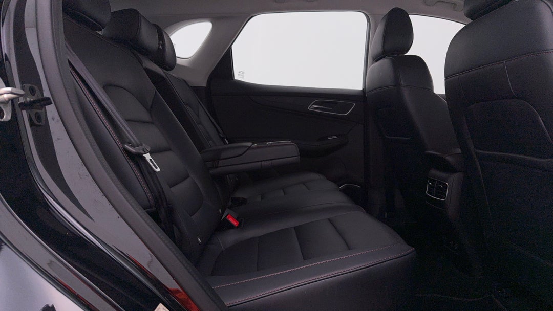 2019 MG HS Vibe, Automatic, 76552 km, Right Side Rear Door Cabin View