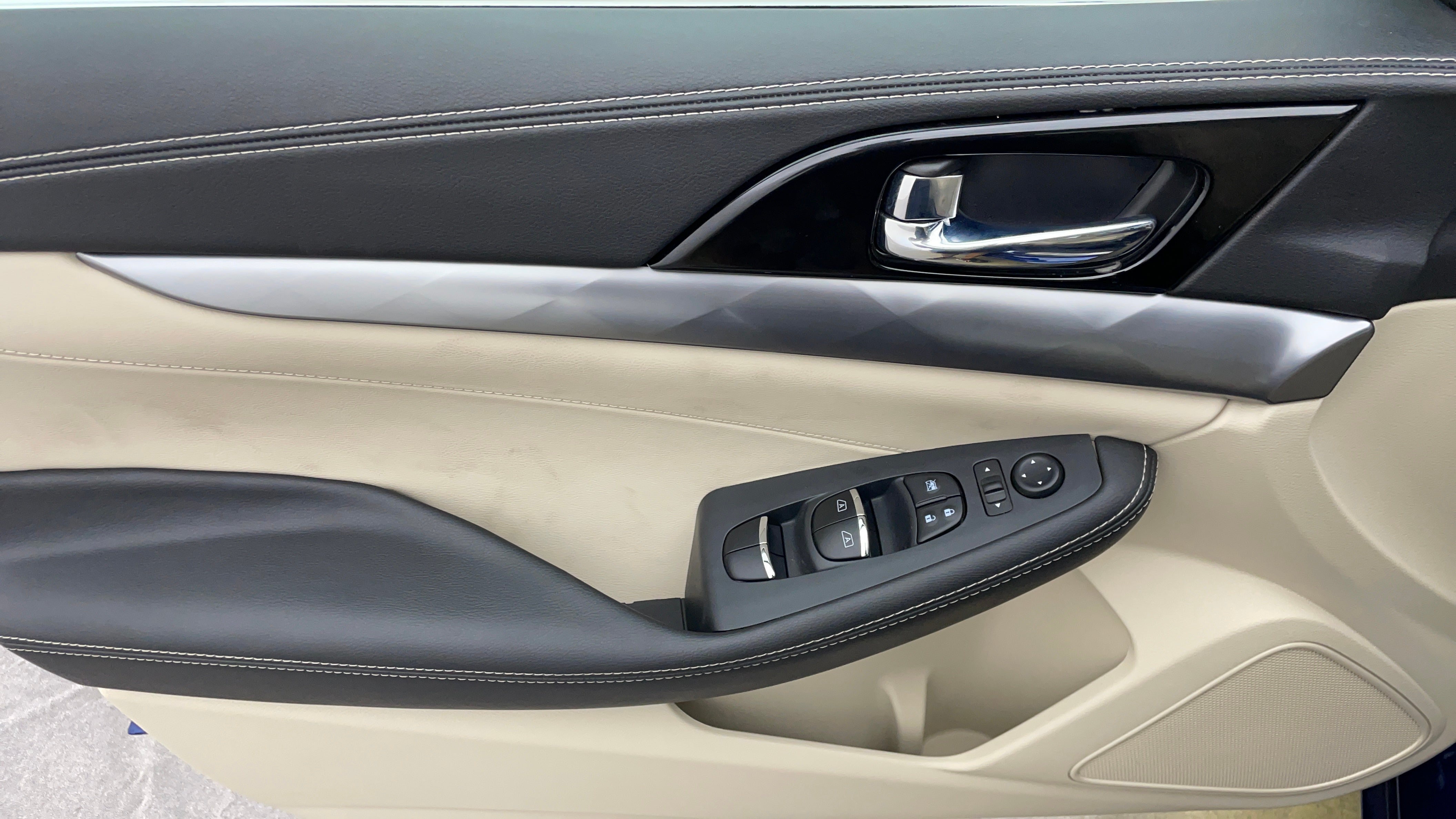 Nissan Maxima-Driver Side Door Panels Controls