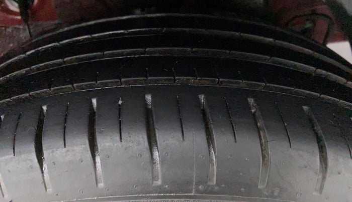 2016 Hyundai Elite i20 ASTA 1.2, Petrol, Manual, 20,904 km, Left Rear Tyre Tread