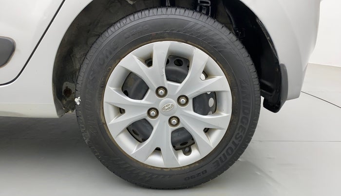 2013 Hyundai Grand i10 SPORTZ 1.1 CRDI, Diesel, Manual, 50,869 km, Left Rear Wheel