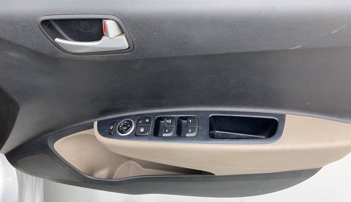 2013 Hyundai Grand i10 SPORTZ 1.1 CRDI, Diesel, Manual, 50,869 km, Driver Side Door Panels Control