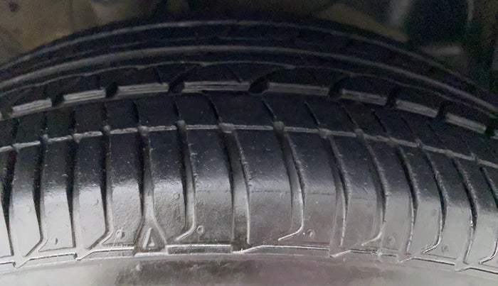 2016 Honda City SV MT PETROL, Petrol, Manual, 35,406 km, Right Front Tyre Tread