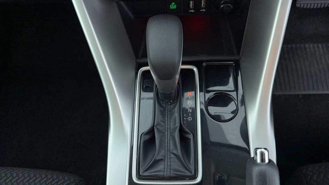 2024 Mitsubishi Eclipse Cross Es (2WD), Automatic, 28962 km, Gear Lever 