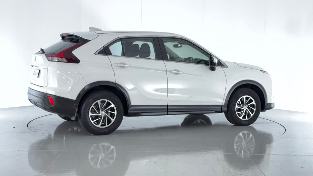 2024 Mitsubishi Eclipse Cross Es (2WD), Automatic, 28962 km, Right Back Diagonal (45- Degree) View