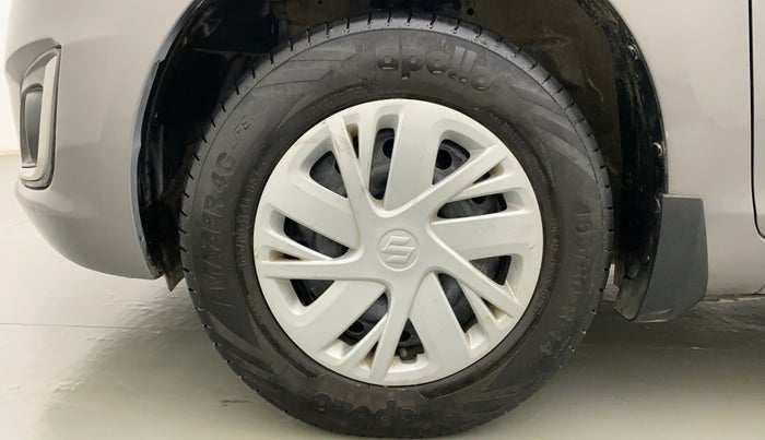 2015 Maruti Swift VXI, Petrol, Manual, 75,206 km, Left Front Wheel