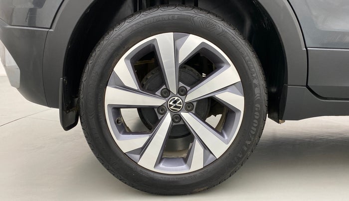 2021 Volkswagen TAIGUN TOPLINE 1.0 TSI MT, Petrol, Manual, 5,745 km, Right Rear Wheel