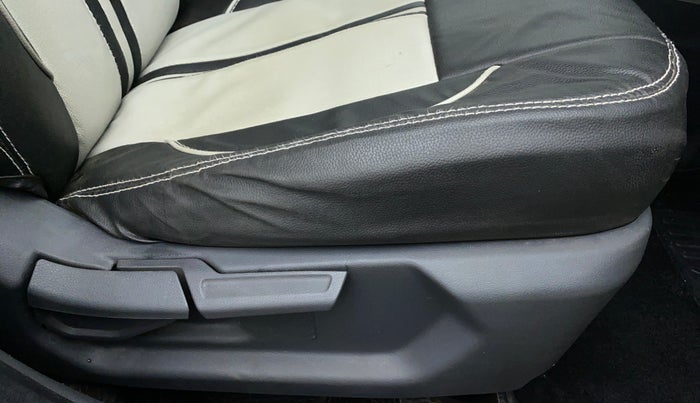 2020 Hyundai GRAND I10 NIOS MAGNA 1.2 MT, Petrol, Manual, 6,485 km, Driver Side Adjustment Panel