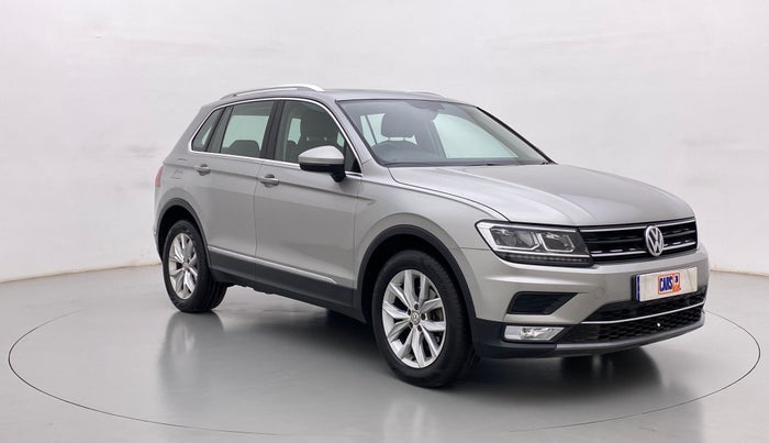 2017 Volkswagen TIGUAN HIGHLINE TDI AT, Diesel, Automatic, 1,19,427 km, Right Front Diagonal