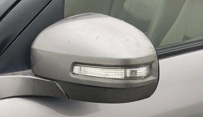 2014 Maruti Swift Dzire VXI, Petrol, Manual, 27,172 km, Left rear-view mirror - Indicator light has minor damage
