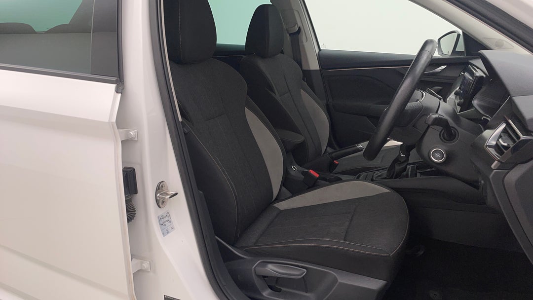 2022 SKODA Kamiq Style 85tsi, Automatic, 56004 km, Right Side Front Door Cabin View