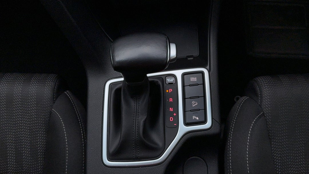 2018 Kia Sportage Si (FWD) Ao Edition, Automatic, 79863 km, Gear Lever 