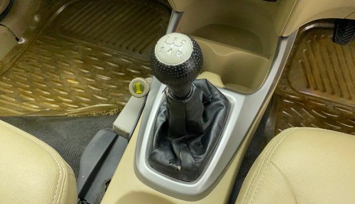 2011 Honda City S MT PETROL, Petrol, Manual, 89,933 km, Gear lever - Boot cover slightly torn